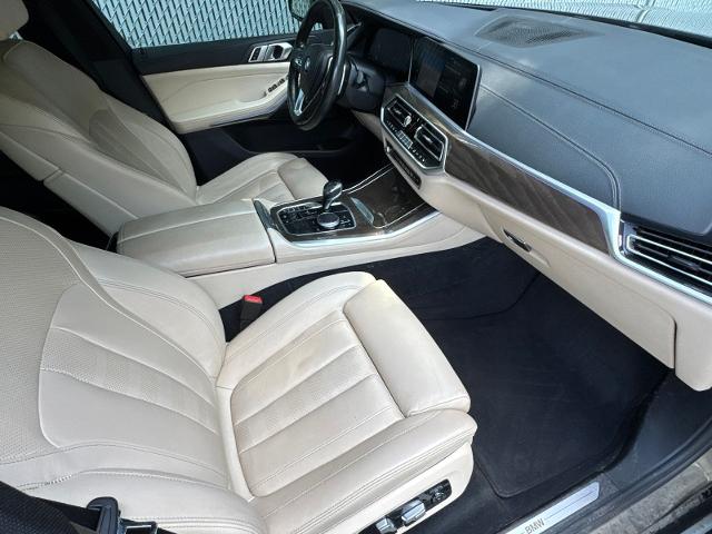 Used 2021 Manhattan Green Metallic BMW  image 33