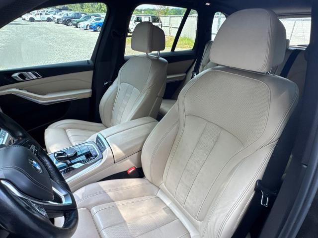 Used 2021 Manhattan Green Metallic BMW  image 8
