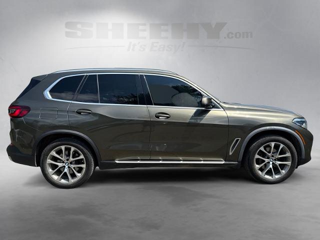 Used 2021 Manhattan Green Metallic BMW  image 9