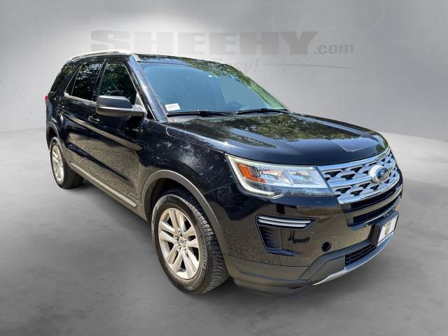 Used 2018 Shadow Black Ford  image 2