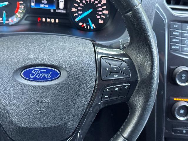 Used 2018 Shadow Black Ford  image 21
