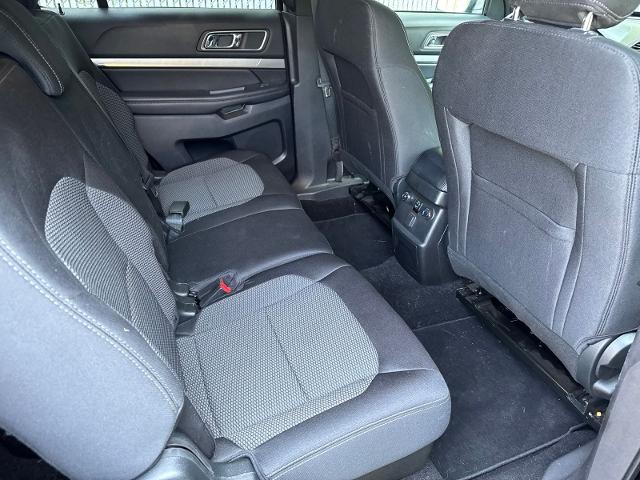 Used 2018 Shadow Black Ford  image 29