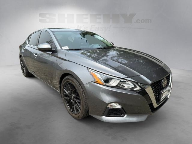 Used 2019 Gun Metallic Nissan  image 2