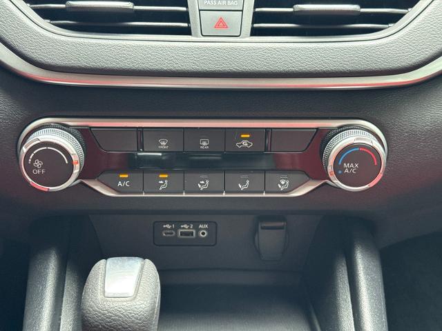 Used 2019 Gun Metallic Nissan  image 20