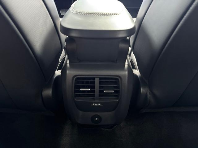 Certified Used 2025 Star White Ford  image 27