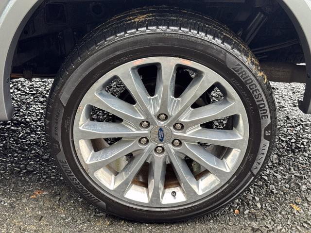 Used 2020 Silver Metallic Ford  image 25