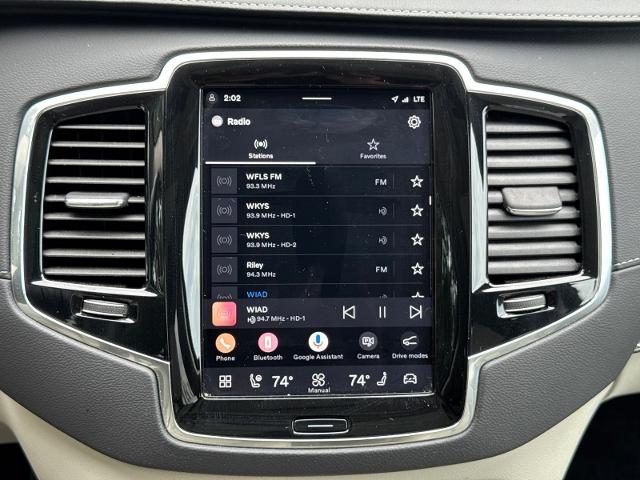 Used 2023 Thunder Gray Metallic Volvo  image 28