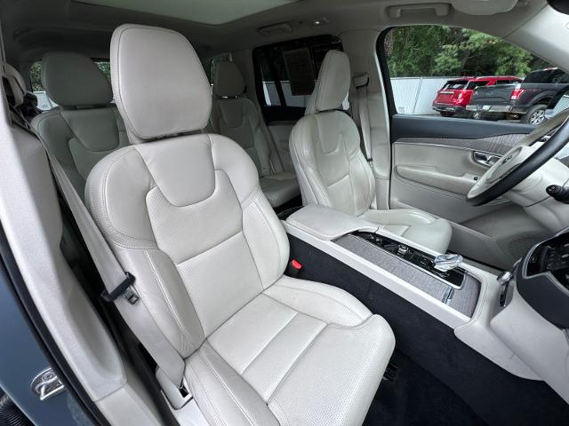 Used 2023 Thunder Gray Metallic Volvo  image 32