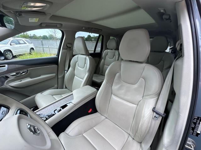 Used 2023 Thunder Gray Metallic Volvo  image 8