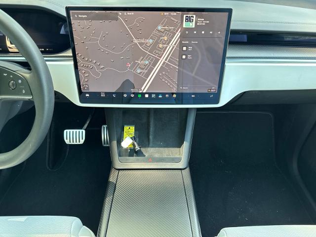 Used 2023 White Tesla  image 12