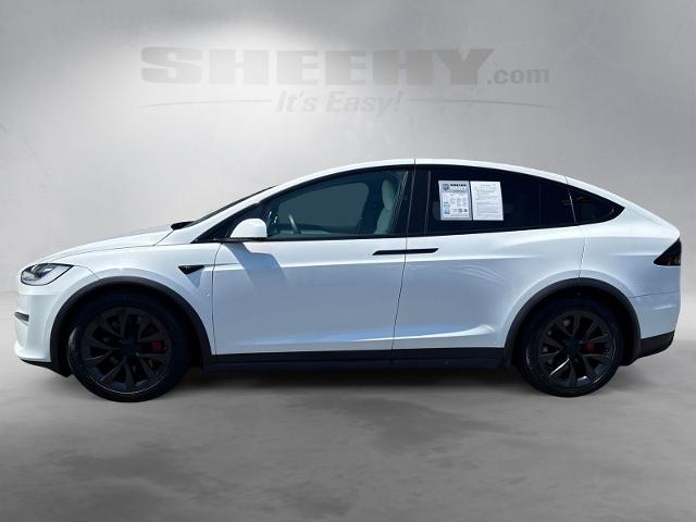 Used 2023 White Tesla  image 16