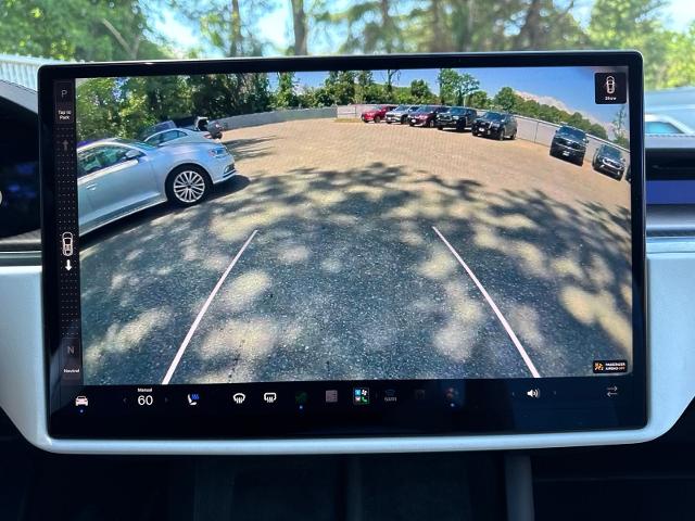 Used 2023 White Tesla  image 23