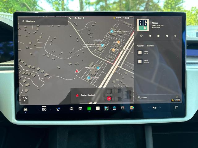 Used 2023 White Tesla  image 25