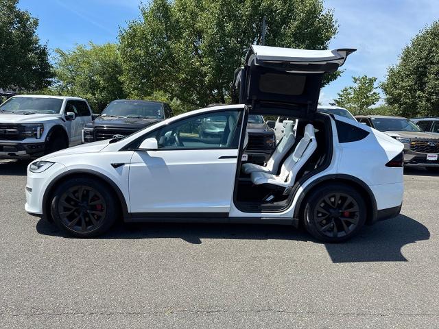 Used 2023 White Tesla  image 28