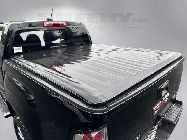 Used 2020 Onyx Black GMC  image 16