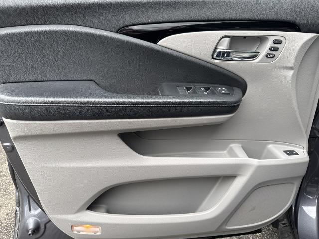 Used 2019 Steel Sapphire Metallic Honda  image 26