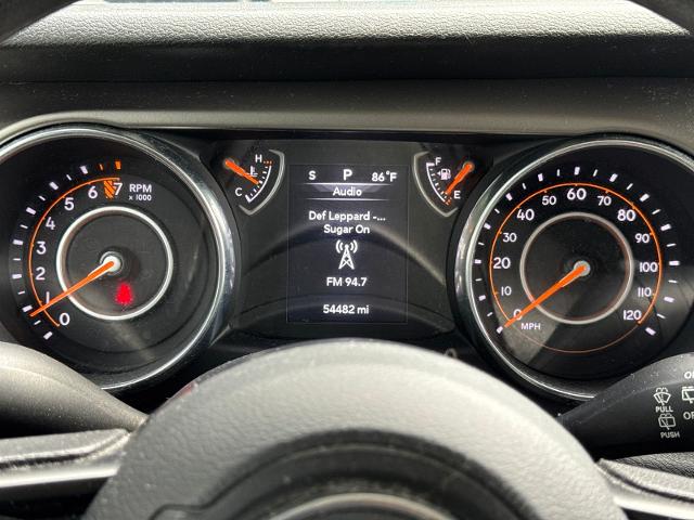 Used 2019 Billet Silver Metallic Jeep  image 5