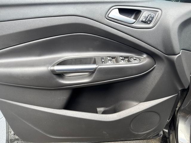 Used 2017 Magnetic Metallic Ford  image 18
