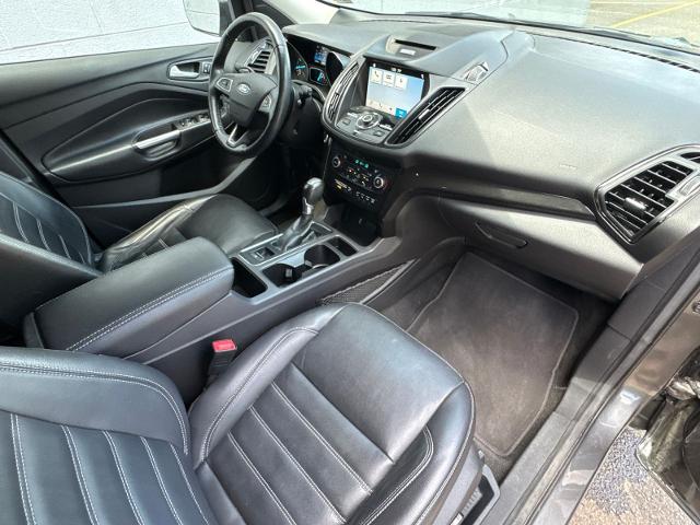 Used 2017 Magnetic Metallic Ford  image 29