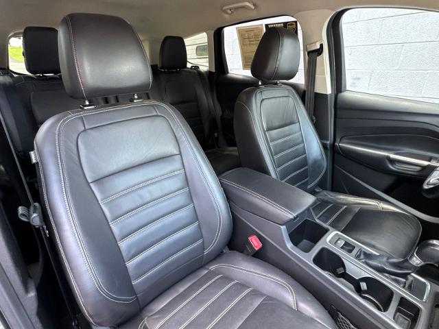 Used 2017 Magnetic Metallic Ford  image 30
