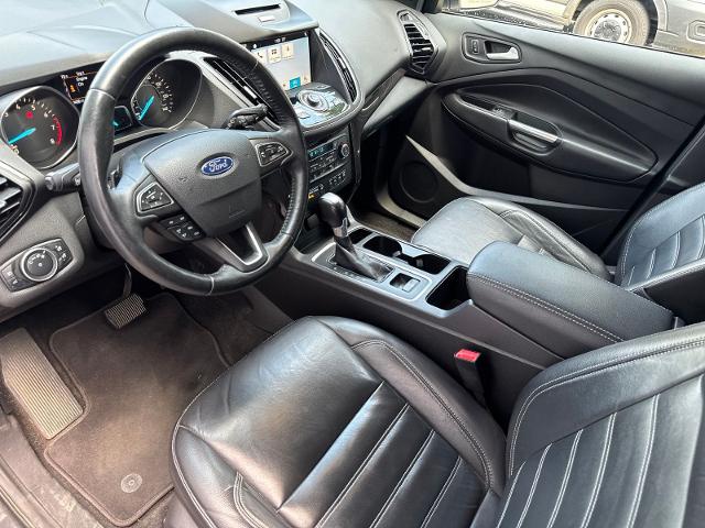 Used 2017 Magnetic Metallic Ford  image 31