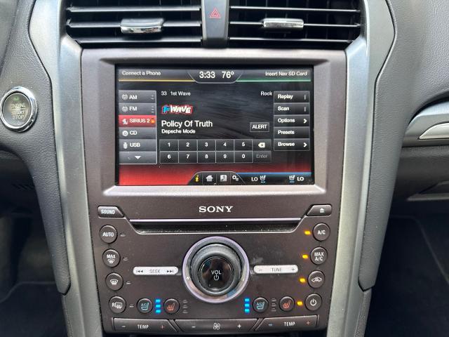 Used 2016 Blue Ford  image 24