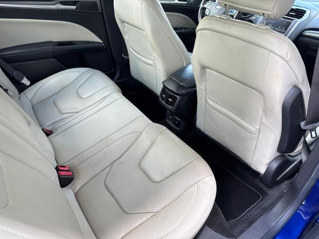 Used 2016 Blue Ford  image 27