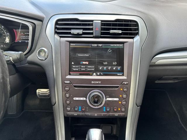 Used 2016 Blue Ford  image 29