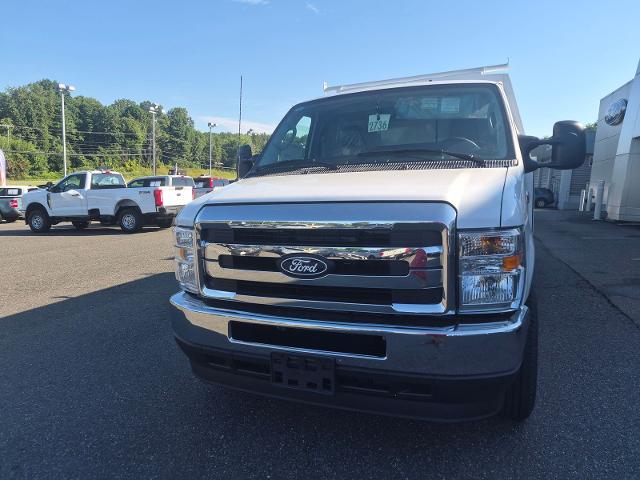 New 2027 Oxford White Ford CSV BODY image 43