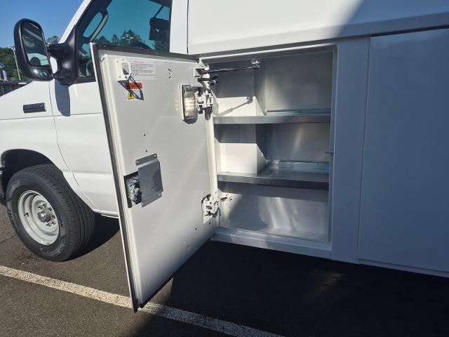 New 2027 Oxford White Ford CSV BODY image 27