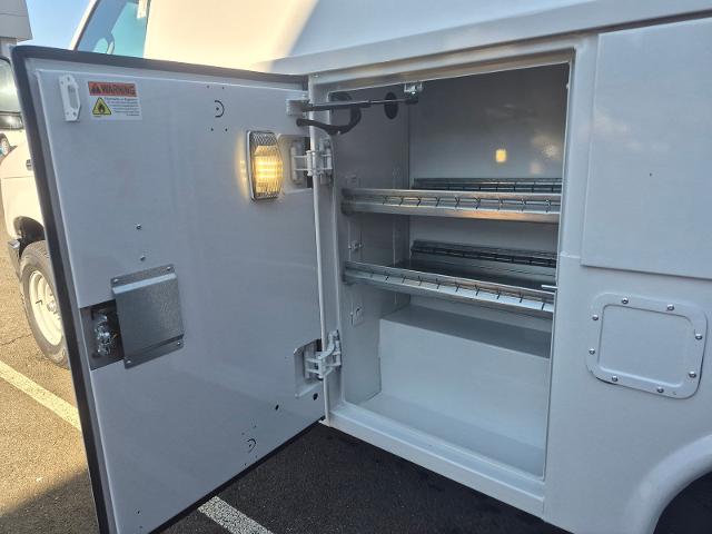 New 2027 Oxford White Ford CSV BODY image 29