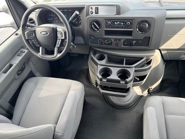 New 2024 Oxford White Ford Base image 44