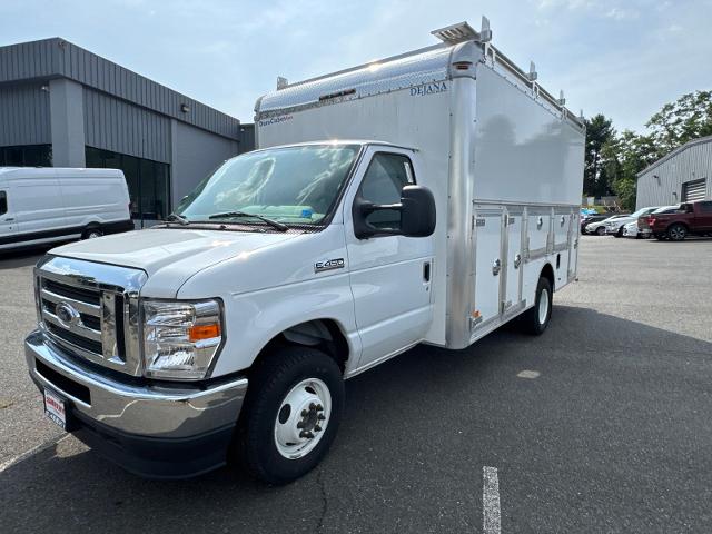 New 2024 Oxford White Ford Base image 29