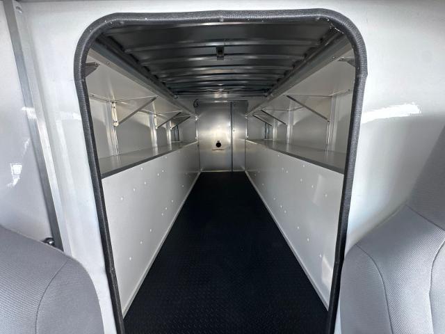 New 2024 Oxford White Ford Base image 34