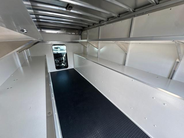 New 2024 Oxford White Ford Base image 35