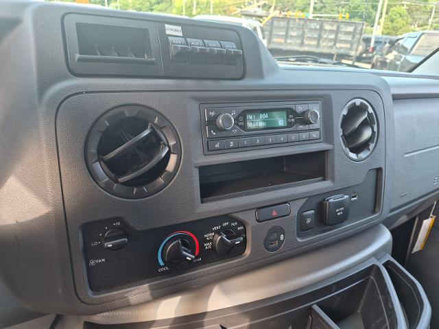 New 2026 Oxford White Ford KUV BODY image 25