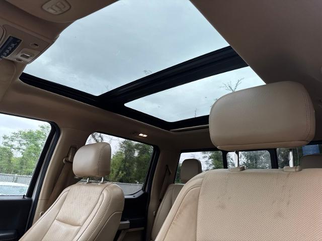Used 2017 White Platinum Clearcoat Metallic Ford  image 9