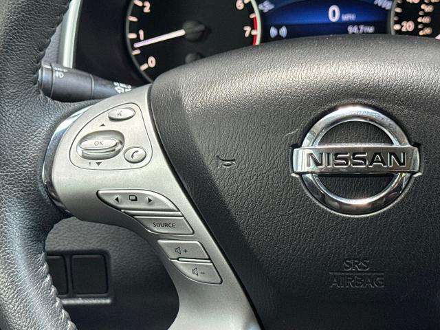 Used 2017 Magnetic Black Nissan  image 18