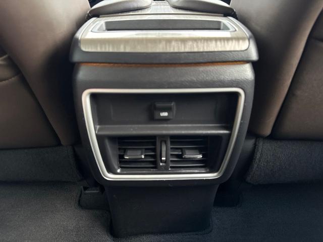 Used 2017 Magnetic Black Nissan  image 22
