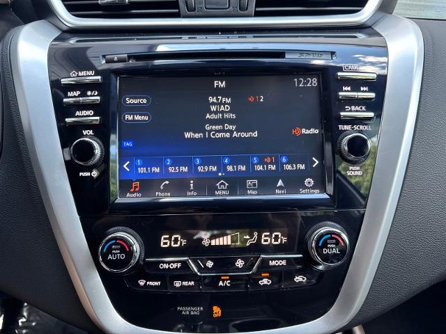 Used 2017 Magnetic Black Nissan  image 5
