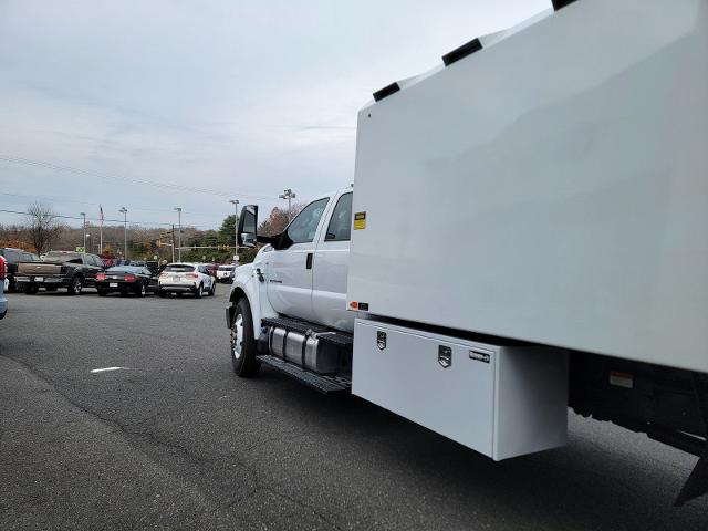New 2026 Oxford White Ford Base image 34