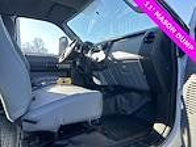 New 2024 Oxford White Ford Base image 36