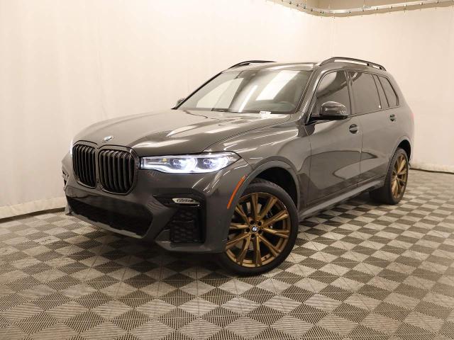 2022 BMW X7