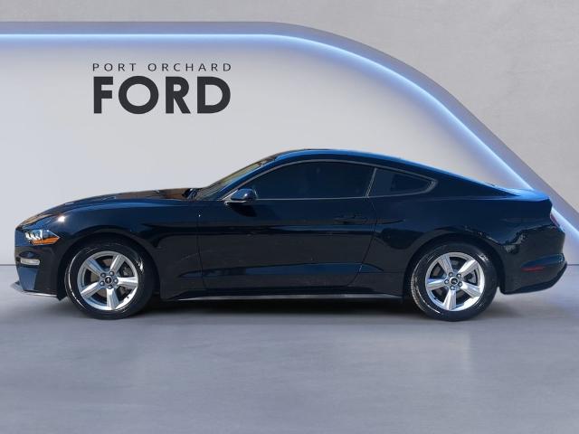 Used 2018 Shadow Black Ford  image 3