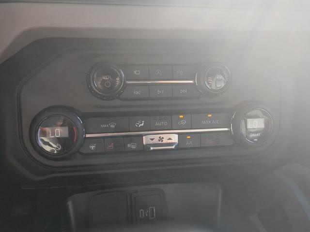 Used 2024 Gray Metallic Ford  image 26