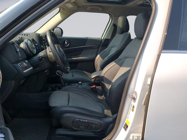 Used 2018 Light White MINI  image 12