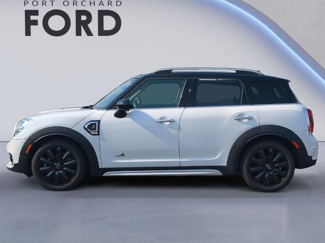 Used 2018 Light White MINI  image 3