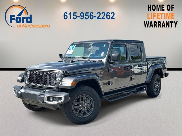 2024 Jeep Gladiator