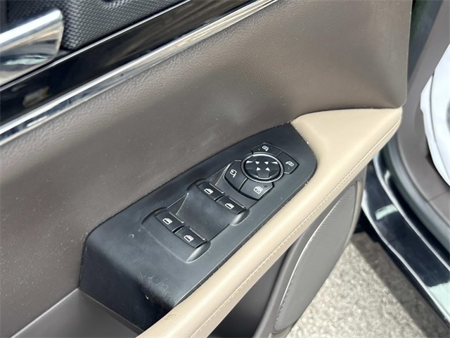 Vehicle Image 27