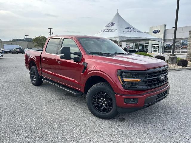 New 2026 Ruby Red Metallic Tinted Clearcoat Ford XLT image 2